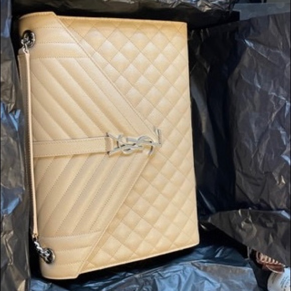 ❌SOLD❌—YSL ENVELOPE LARGE BAG IN MIX MATELASSÉ GRAIN DE POUDRE EMBOSSED LEATHER. - Picture 9 of 9